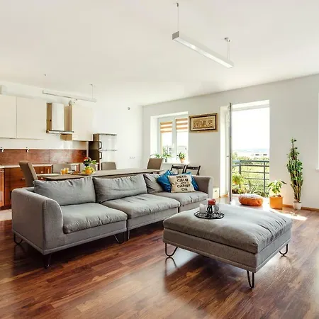 #stayhere - Spacious & Bright 1bdr Shopping District * Wilna
