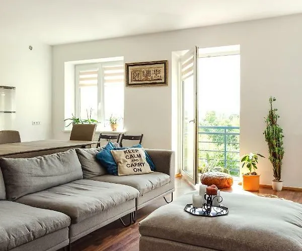 Apartman #invilnius - Spacious & Bright 1bdr Shopping District Vilnius