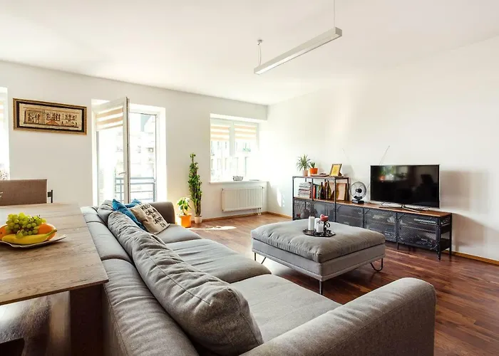 Apartman #invilnius - Spacious & Bright 1bdr Shopping District