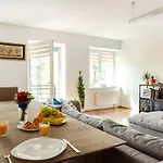 דירה #invilnius - Spacious & Bright 1bdr Shopping District