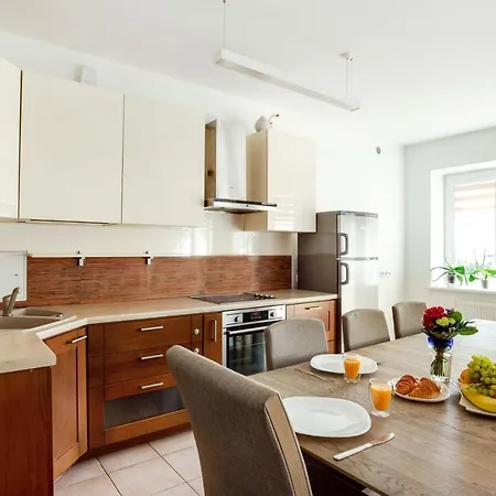 Butas #invilnius - Spacious & Bright 1bdr Shopping District *